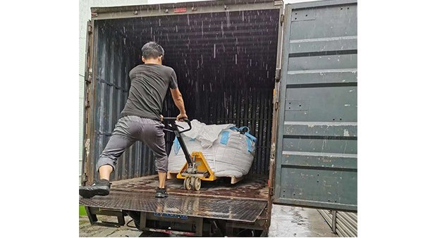 秋雨綿綿東莞91抖阴视频软件回收廠家回收91抖阴视频软件現場
